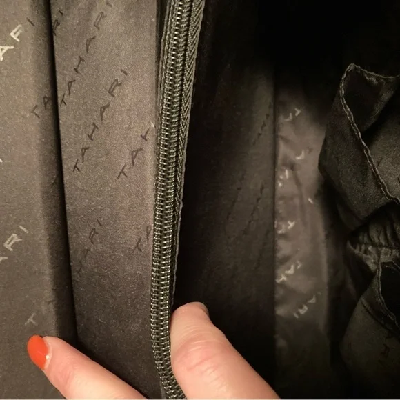 TAHARI Tahiti Flap Satchel Glamper Black Career Office Handbag - Picture 5 of 7